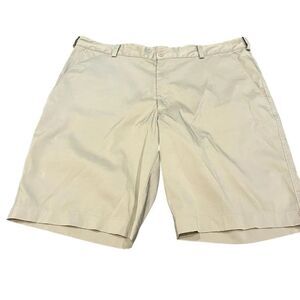 Nike golf shorts men’s 38